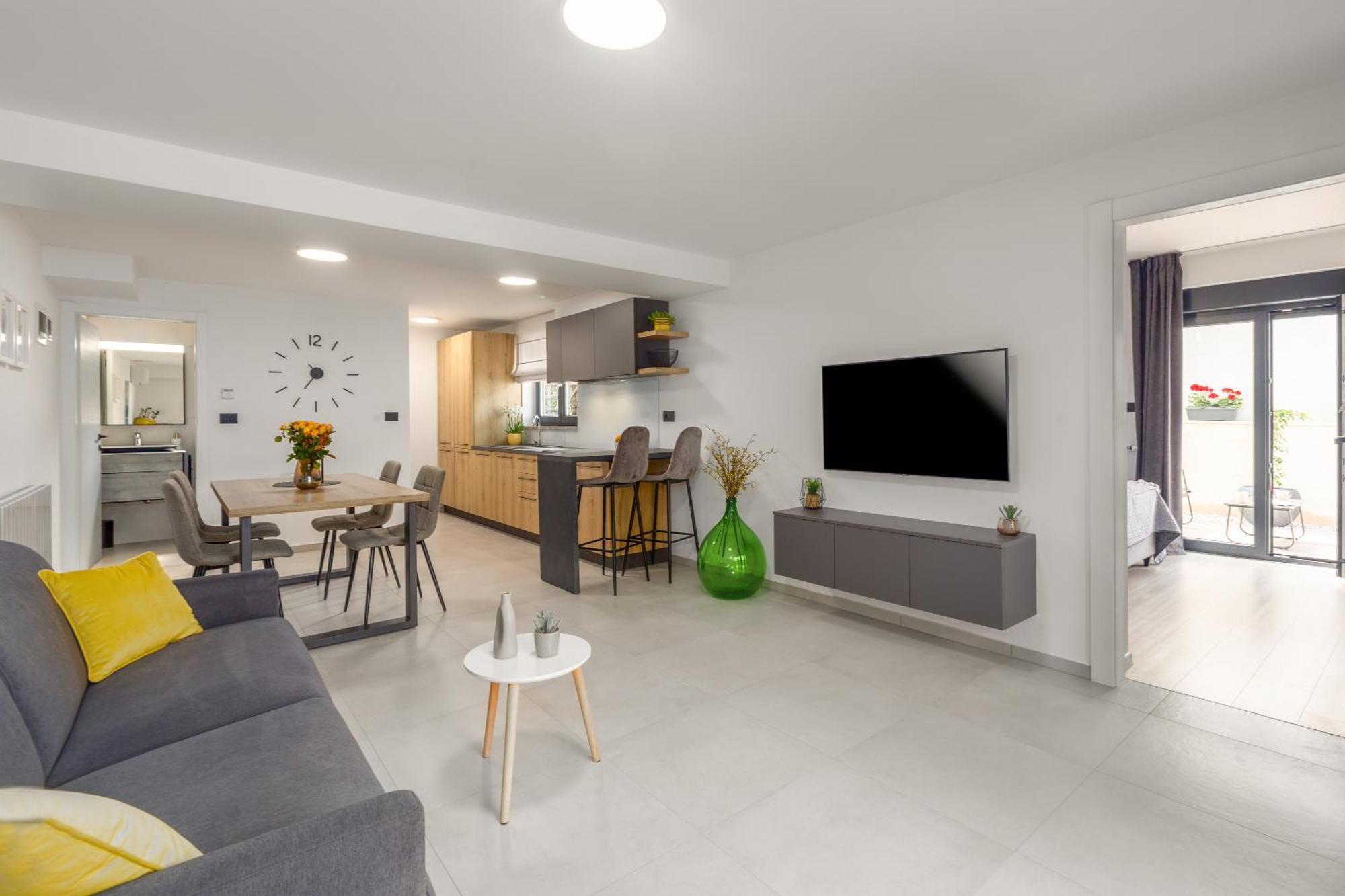 Olive Premium * Porec